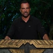 SURVIVOR ΣΤΑΥΡΟΣ ΦΛΩΡΟΣ 