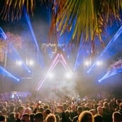 Bolivar Beacch Club - Το πιο ξεχωριστό open-air dancefloor της Αθήνας γράφει ξανά ιστορία!