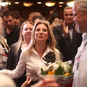 Με βάρκα την ελπίδα 