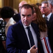 ΓΑΛΛΙΑ ΣΕΜΠΑΣΤΙΑΝ ΛΕΚΟΡΝΙ ΙΣΡΑΗΛ ΚΥΡΩΣΕΙΣ ΣΤΟΛΙΣΚΟΣ ΓΑΖΑ