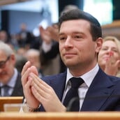 ΖΟΡΝΤΑΝ ΜΠΑΡΝΤΕΛΑ ΓΑΛΛΙΑ ΕΚΛΟΓΕΣ ΜΕΛΑΝΣΟΝ