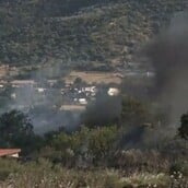 Φωτιά στη Λάρισα: Πνέουν δυνατοί άνεμοι και έχουν καεί εκατοντάδες στρέμματα