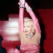 Το ροζ φόρεμα της Marilyn Monroe ήταν πάντα πιο έξυπνο απ’ όσο έδειχνε