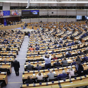 Δολοφονία Γκαλιζία: Το Ευρωκοινοβούλιο ζητά την παραίτηση του Μαλτέζου πρωθυπουργού