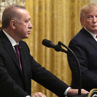 Τηλεφωνική επικοινωνία Ερντογάν-Τραμπ: Επί τάπητος Λιβύη, Συρία και Μέση Ανατολή