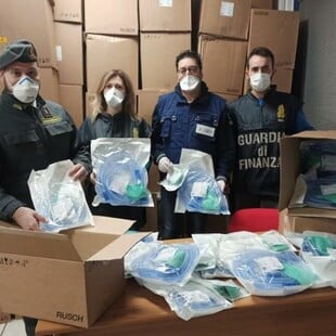 Ιταλία: Κατασχέθηκε φορτίο με 1.840 αναπνευστήρες που είχαν προορισμό την Ελλάδα