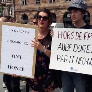 «Οι Έλληνες του Στρασβούργου ντρέπονται» - Διαδήλωση κατά της Χρυσής Αυγής στο Στρασβούργο