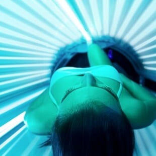 Την απαγόρευση των σολάριουμ ζητούν οι υγειονομικές αρχές της Γαλλίας