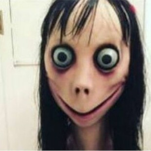 Momo challenge: Το «παιχνίδι» αυτοκτονίας συνεχίζεται στο WhatsApp με θύματα παιδιά