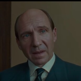 Ο σπουδαίος Ralph Fiennes μιλά για την πολιτική ορθότητα στο σινεμά και το θέατρο