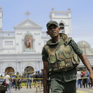 Σρι Λάνκα: Οι αρχές αναζητούν 140 υπόπτους με διασυνδέσεις στο Ισλαμικό Κράτος.