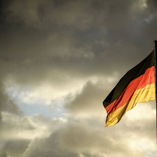 Διχάζει ξανά τους Γερμανούς ο εθνικός ύμνος της χώρας