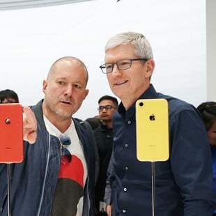 Αποχωρεί από την Apple o κορυφαίος σχεδιαστής της: Μετά από 30 χρόνια, ο Jony Ive ανακοίνωσε το τέλος