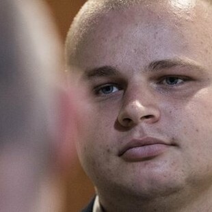 Σλοβακία: Ακροδεξιός βουλευτής έχασε την έδρα του μετά από καταδίκη για ρητορική μίσους