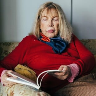 Χλόη Κολύρη: «Το φύλο δεν υπάρχει καν. Είσαι αυτό που αποφασίζεις ότι είσαι»