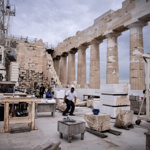 Η αποκατάσταση του Παρθενώνα - Εντυπωσιακές φωτογραφίες από τις εργασίες στην Ακρόπολη