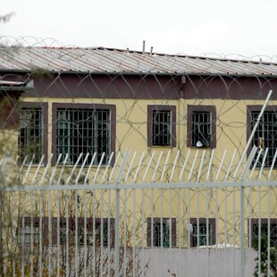 Καταγγελία για νέο ξυλοδαρμό σωφρονιστικού υπαλλήλου στις φυλακές Λάρισας
