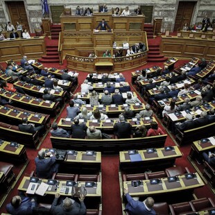 Ένταση στη Βουλή: Αναφορές σε «νταηλίκια» και «ρόπαλα»