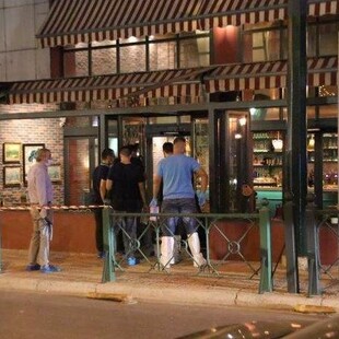 Δολοφονία στο Περιστέρι - Σοκαρισμένοι οι ηθοποιοί Μάνος Παπαγιάννης και Αγγελική Δαλιάνη στους οποίους ανήκει η καφετέρια