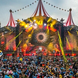 UNITE With Tomorrowland: To πιο τρελό πάρτι του καλοκαιριού έρχεται