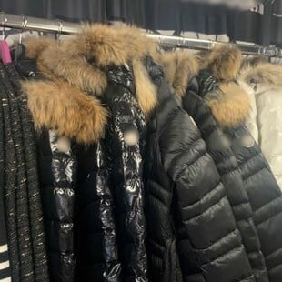 Απάτη με «μαϊμού» επώνυμα ρούχα και παπούτσια - Τα πουλούσε μέσω social media