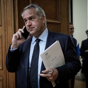 Κόντρα για την κοπή πρωτοχρονιάτικης πίτας 12.000 ευρώ από το υπ. Αγροτικής Ανάπτυξης