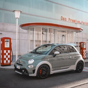 Το ταξίδι του συλλεκτικού Abarth 695 70° Anniversario συνεχίζεται