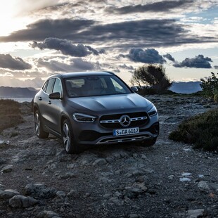 Η ακαταμάχητη γοητεία της νέας Mercedes-Benz GLA