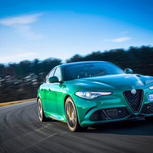 Το DNA των Alfa Romeo Quadrifoglio παραμένει αγωνιστικό