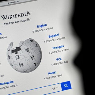 H Wikipedia κλείνει τα 20 της χρόνια: Πάνω από 55 εκατ. καταχωρήσεις σε σχεδόν 300 γλώσσες