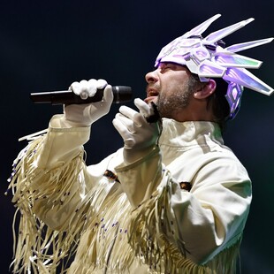 Ο τραγουδιστής των Jamiroquai ξεκαθαρίζει πως ο «Βίκινγκ» στο Καπιτώλιο δεν ήταν αυτός