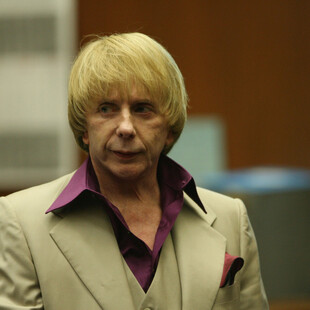 Ο διάσημος μουσικός παραγωγός Phil Spector πέθανε στη φυλακή