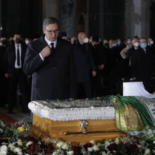 Σερβία: Κηδεύτηκε ο Πατριάρχης Ειρηναίος, παρουσία εκατοντάδων ανθρώπων