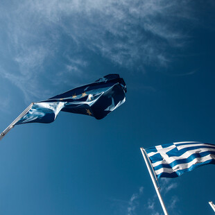 «Πράσινο φως» του ESM στο ελληνικό αίτημα για πρόωρη αποπληρωμή 3,3 δισ. προς το ΔΝΤ