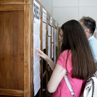 Αύριο ξεκινούν οι εγγραφές των επιτυχόντων σε ΑΕΙ και ΤΕΙ