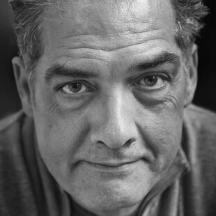 Philip Kerr: νοσταλγούσε τον Ηρόδοτο, πάλευε με τους Ναζί