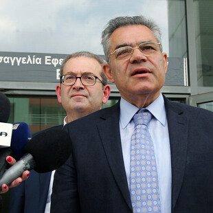 Ένοχος ο Μαντέλης για τα 450.000 μάρκα από τη Siemens