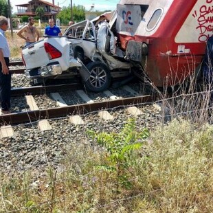 Διαβατά: Σύγκρουση τρένου με αυτοκίνητο - Νεκρή μία έγκυος