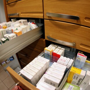 Διάθεση ακριβών φαρμάκων από τα φαρμακεία, χωρίς επιβάρυνση -Υπεγράφη σύμβαση