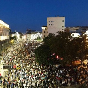 Τι διαβάζουμε σήμερα: Ο χρυσαυγήτικος ναζισμός