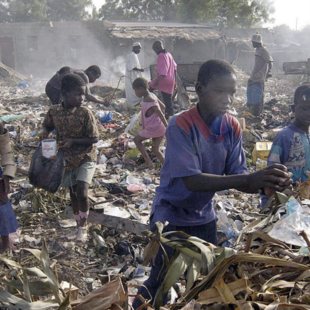 Τραγωδία σε βρεφονηπιακό σταθμό του Νίγηρα: 20 παιδιά νεκρά από φωτιά σε κτήρια με ψάθινες στέγες