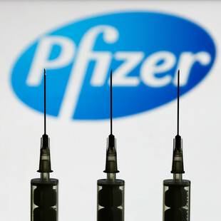 Συμφωνία «μαμούθ» ΕΕ με Pfizer-BioNTech για 1,8 δισ. δόσεις του εμβολίου