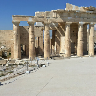 Η απάντηση του ΥΠΠΟΑ στην εφημερίδα Liberation σχετικά με την Ακρόπολη