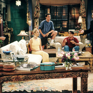 Τα φιλαράκια: Οι φαν της σειράς μπορούν να κοιμηθούν σε αντίγραφο του σκηνικού - Μόλις με 19,94 δολ. 