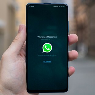 WhatsApp: Σε ισχύ οι νέοι όροι χρήσης από αύριο, τι αλλάζει στην εφαρμογή