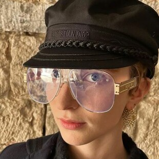 Το ναυτικό καπέλο του Ζορμπά: Από τη Δραπετσώνα στην πασαρέλα του Dior