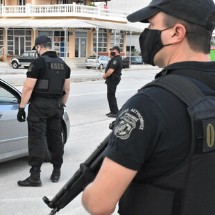 Χαλκιδική: Πυροβόλησαν 20χρονο σε μπαρ - Για συμμορία «νονών» της νύχτας κάνει λόγο η ΕΛ.ΑΣ