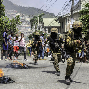 Η Αϊτή ζητά στρατό από τις ΗΠΑ για να φυλάξει τοποθεσίες στρατηγικής σημασίας