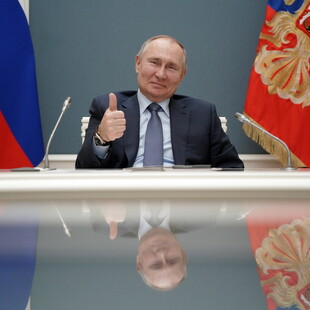 Ο Πούτιν εκθειάζει τον ρωσικό στόλο: «Είναι ικανός να καταστρέψει οποιονδήποτε στόχο» 