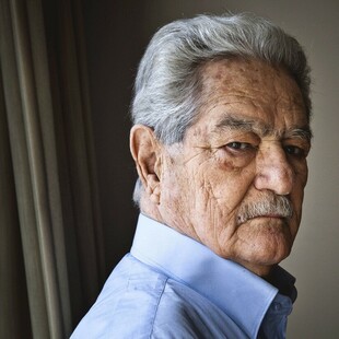 Κώστας Αξελός: «Για μας δεν υπήρχε ιερό και όσιο»
